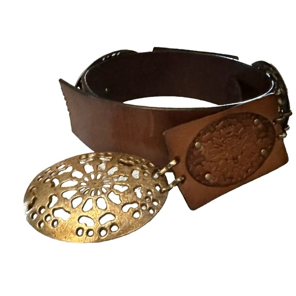 CHICO’S BROWN LEATHER M / L - Picture 6 of 6